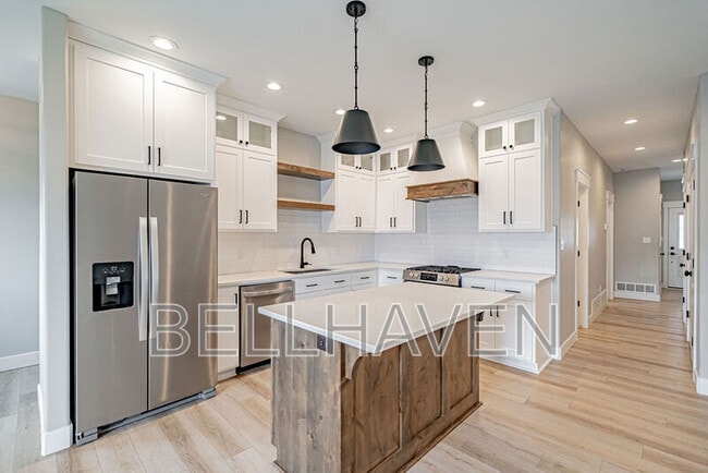 Photo - 1483 Fremont Ave