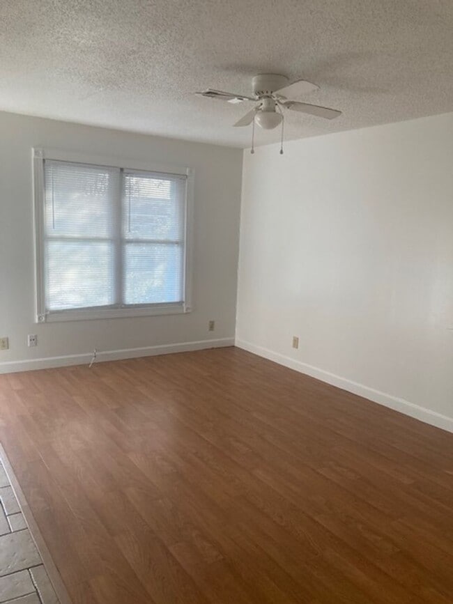 Photo - Gulfport 3 Bedroom