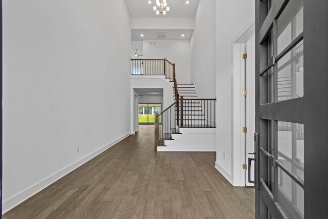 Photo - 2201 Vittoria Vw