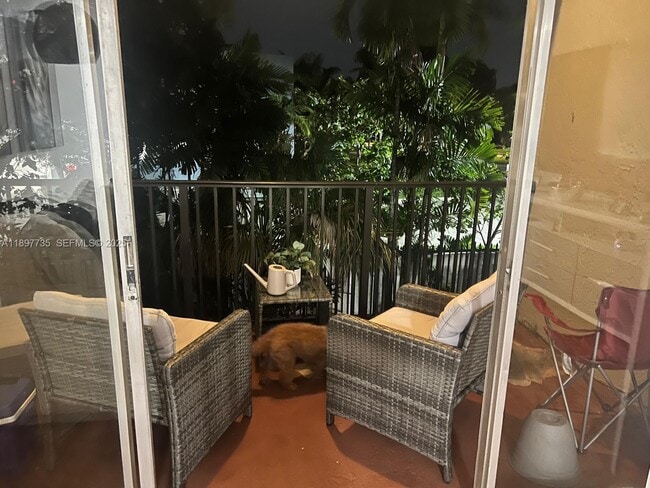 Building Photo - 230 NW 87th Ave Unit I221