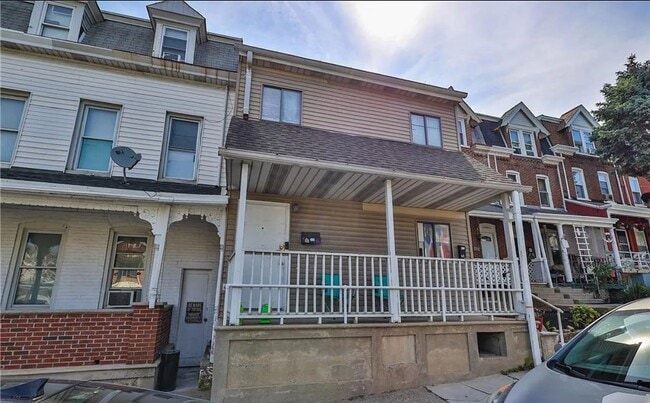 Building Photo - 919 N 6th St Unit 2 Rental