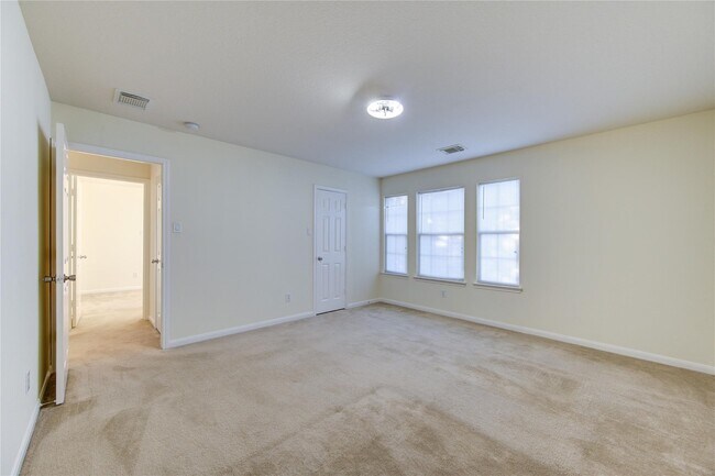 Photo - 15326 Mission Oak Dr