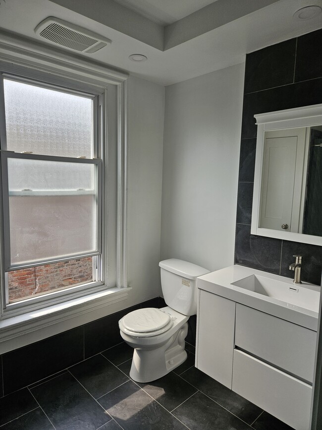 Building Photo - 4113 Pine St Rental