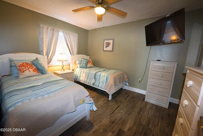 1571 S Atlantic Ave Unit 201