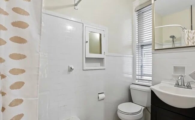 Photo - 242 Norwood Ave Unit 2 - Upper Left