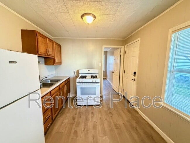 Photo - 408 N Florence