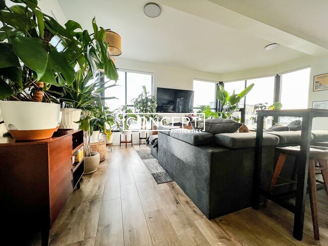 Photo - 2 Sewall St Unidad 407