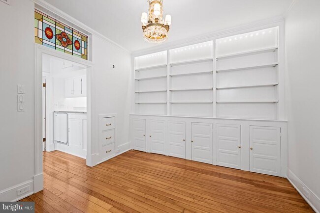 Photo - 1423 34th St NW