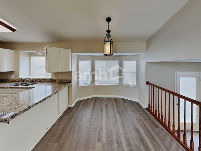 Photo - 1538 N 200 W