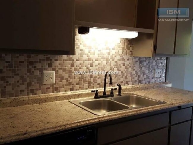 Lake Boulevard Apartment Homes