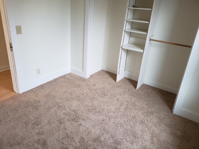 1228 E Dayton St Unit 2