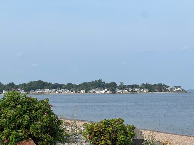 Woodmont Beach - 52 Hawley Ave Unit 2