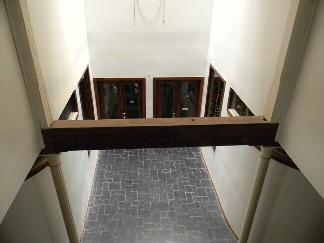 Building Photo - 2315 The Strand Unit 2C Rental