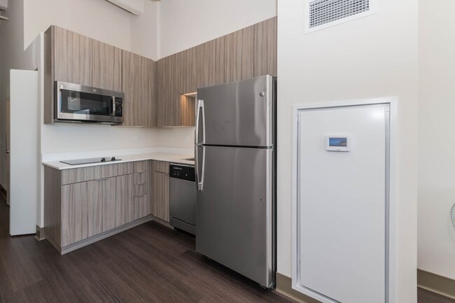 820 Michigan by 3L Living