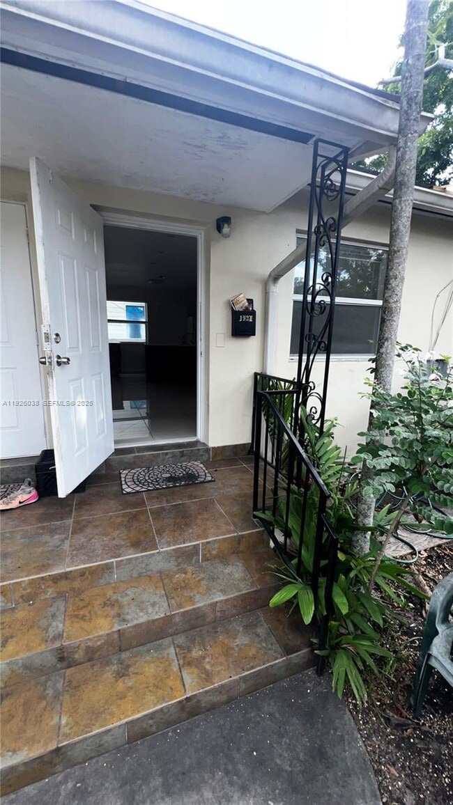 Photo - 1930 SW 25th Ter Unit 2