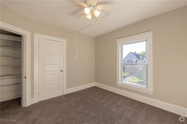 Building Photo - 1459 W 107th St Unit 1 Rental