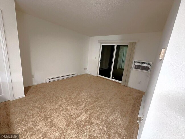 Photo - 550 Spring St Unit #D2