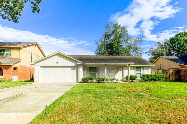 Photo - 19414 Leafwood Ln