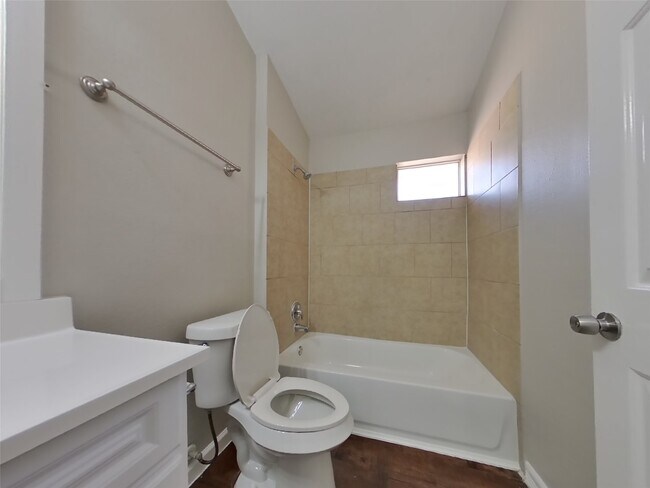 Building Photo - 3155 Boynton Dr