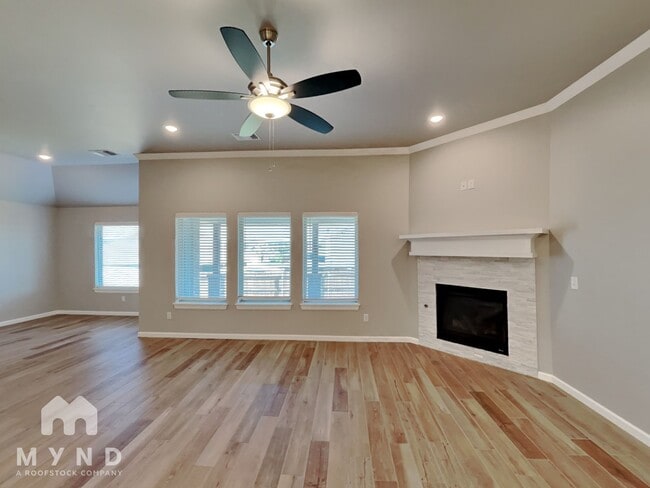 Photo - 8316 Lambert Wy