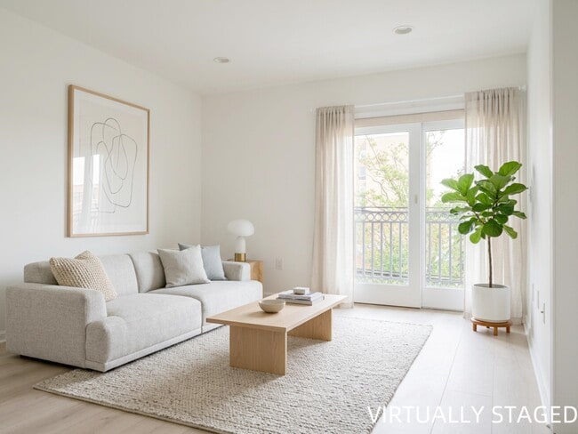 Building Photo - 605 New York Ave Unit 301