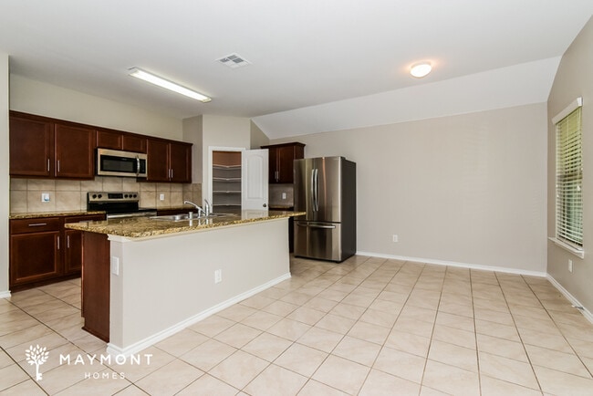 Photo - 1321 Basswood Ln