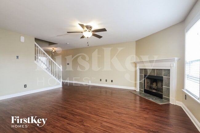 Photo - 1441 Dowell St