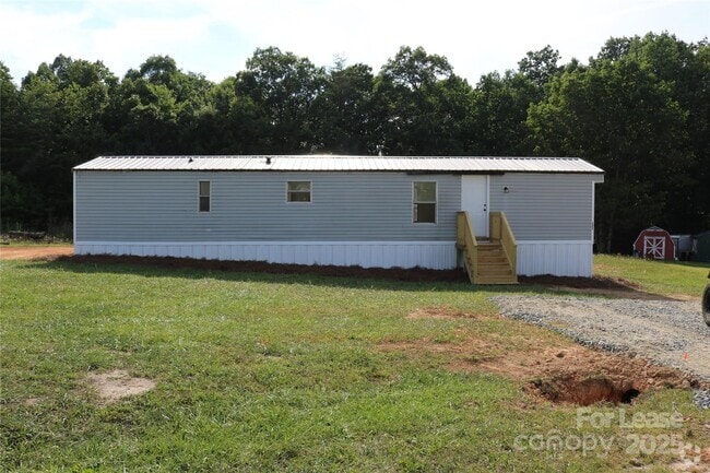 Building Photo - 121 Newfield Ct Rental