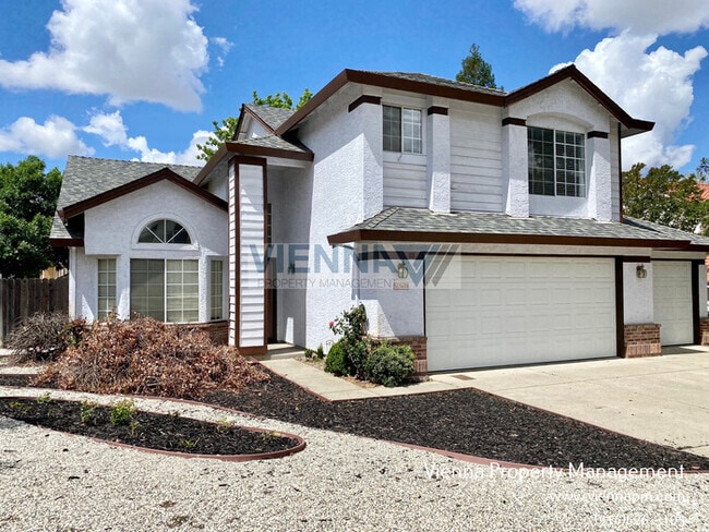 Building Photo - 5608 Glen Oaks Dr Rental