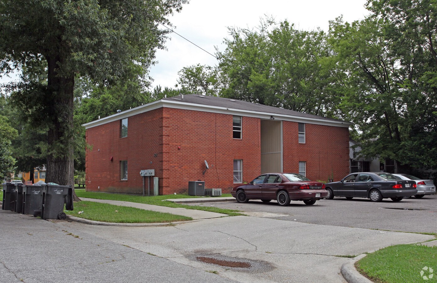 Photo - First Street Apartments