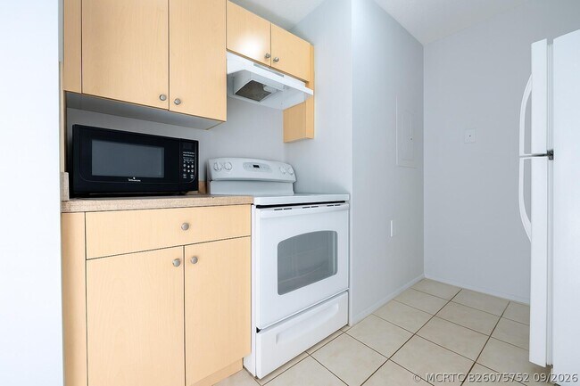 1127 Lake Terry Dr Unit I
