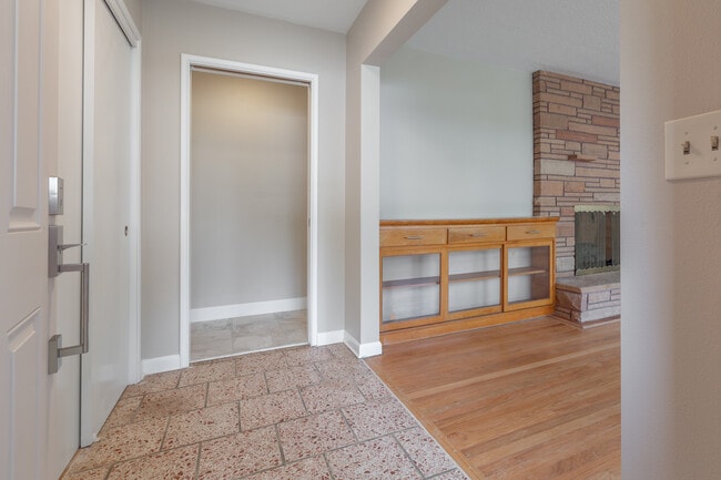 Photo - 3728 SE 49th Ave