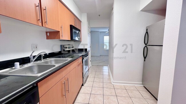 Photo - Beautiful 1/1.5 Condo in Dallas For Rent! Unit 217