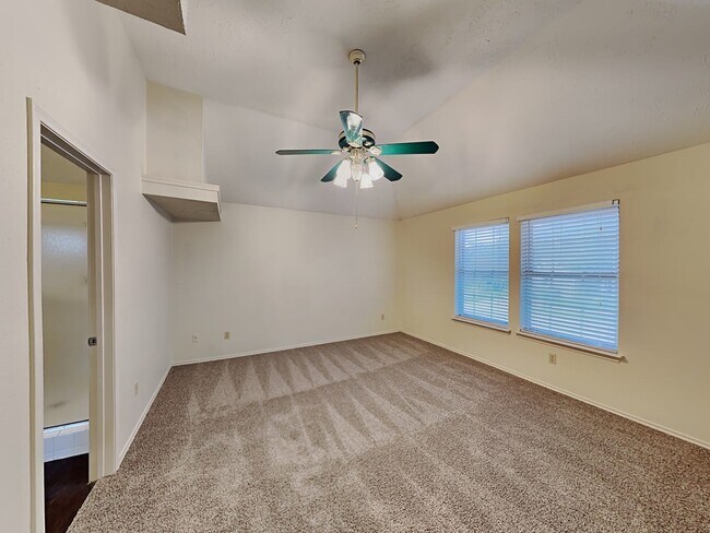 Photo - 10514 Wayward Wind Ln