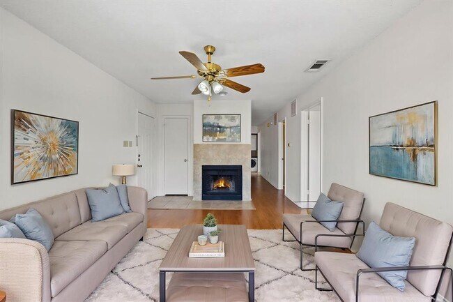 Photo - 3115 Helms St Unit 212