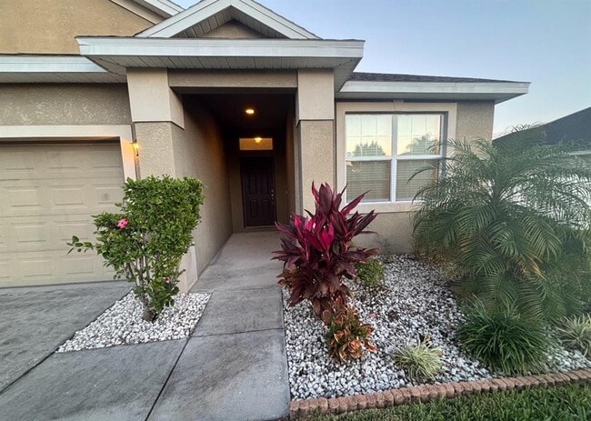 Photo - 140 Highland Meadows St