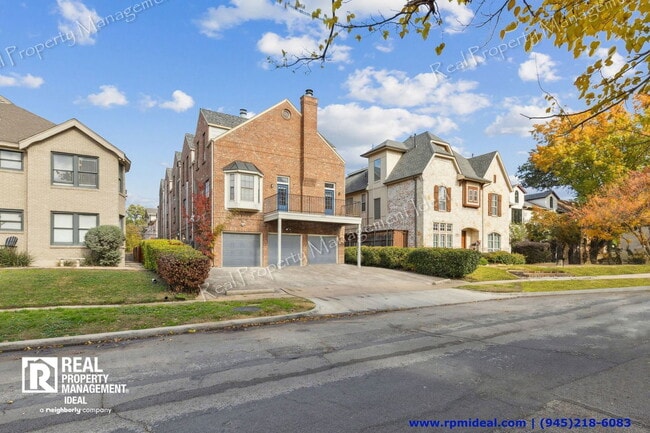 Photo - 4111 Herschel Ave Unit 2
