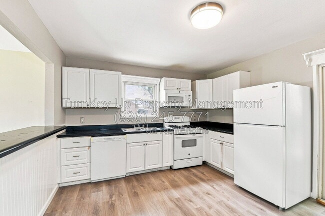 Photo - 257 Connolly Dr