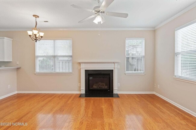 Photo - Home for rent with close proximity to transportation, shopping, Downtown Wilmington and restaurants.