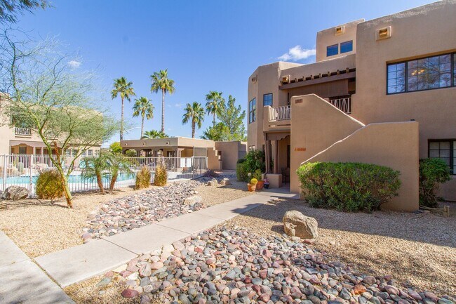 Building Photo - Fountain Hills 3 bedroom condo with Amazing Views of Four Peaks & Fountain