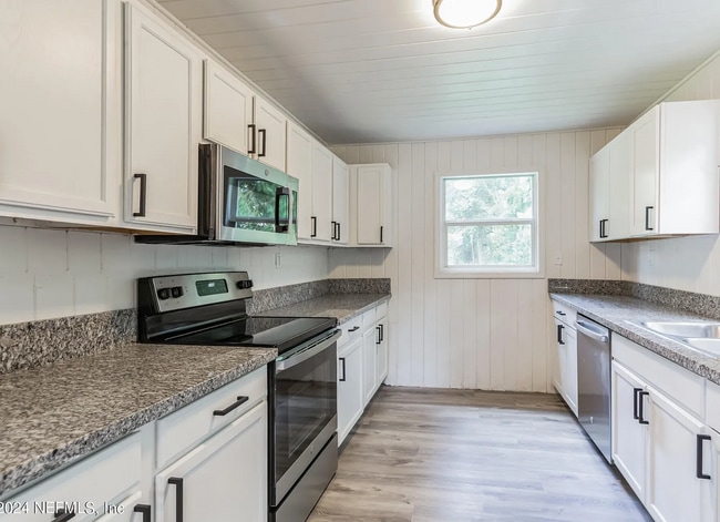 Photo - 3636 Turton Ave