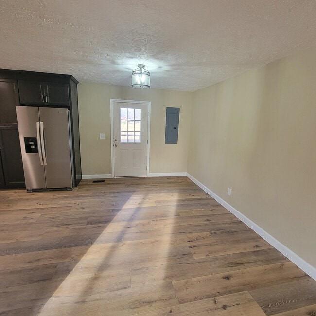 Photo - 8095 Nashville Hwy