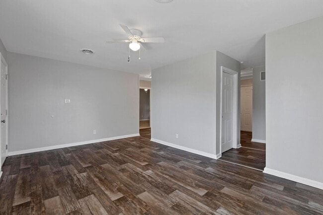 2250 & 2252 Onslow Drive