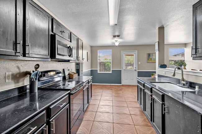 Photo - 1129 Bumble Bee Dr