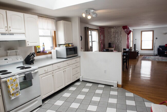 Photo - 66 Brooks St Condo Unit 3