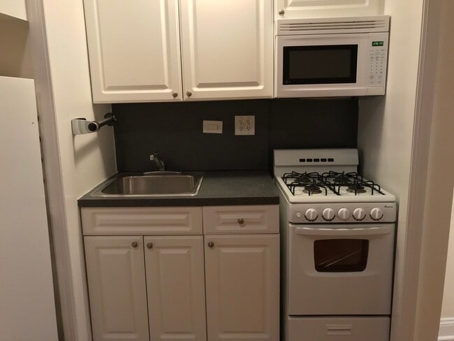 Photo - 305 E 72nd St Unit 3-NL