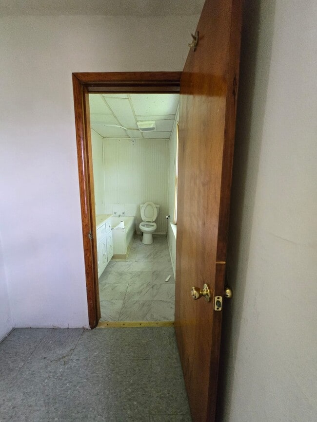 Photo - 215 Grant St