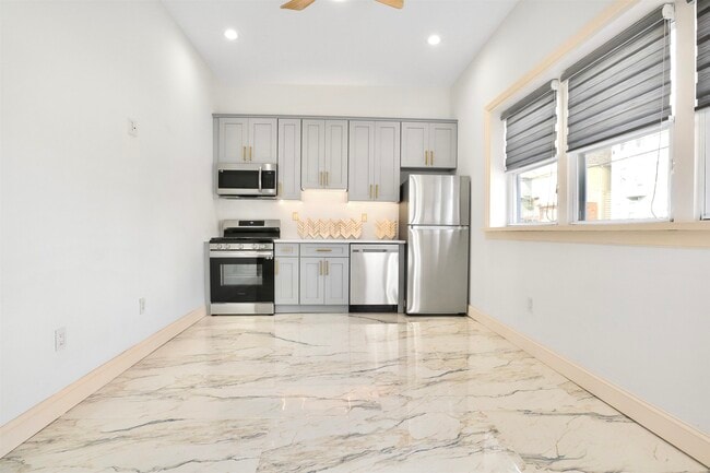 Photo - 498 Avenue A Unit 1F