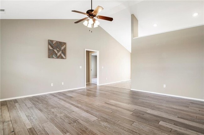 Photo - 403 Cherry St