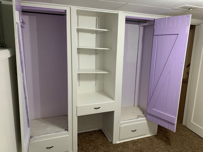 Photo - 562 S Main St Unidad B